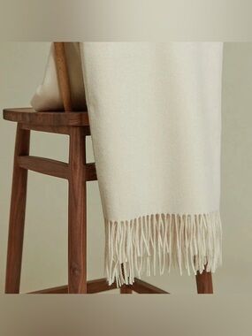 Crate&Barrel baby alpaca Cream Fringe Throw blanket